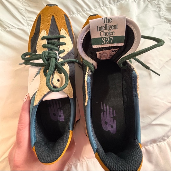 New Balance 327 Women's Sneakers in Teal, White, Tan, and Black - Picture 4 of 7